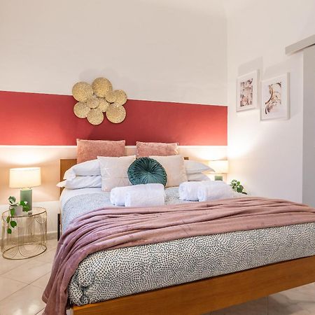 Wine Apartments Florence Vernaccia Esterno foto